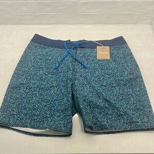 BNWT Men’s Patagonia Bathing Suit, 18” length, size 32